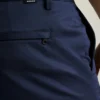 Bleib cool, sieh schick aus mit der Bonobos Tech-Hose Bleib cool, sieh schick aus mit der Bonobos Tech-Hose