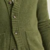 Bouclé-Strickjacke