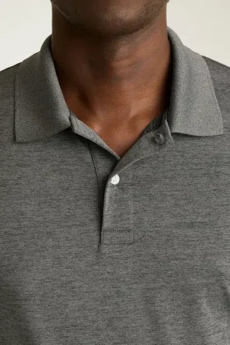 Das Performance Golf Shirt: Einfarbig & Gestreift