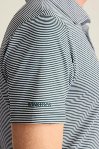 Das Performance Golf Shirt: Einfarbig & Gestreift
