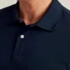 Das Performance Golf Shirt: Einfarbig & Gestreift Das Performance Golf Shirt: Einfarbig & Gestreift