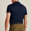 Das Performance Golf Shirt: Einfarbig & Gestreift Das Performance Golf Shirt: Einfarbig & Gestreift