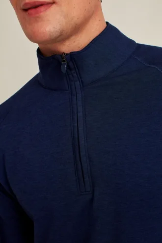 Das Playthrough Performance Golf-Shirt mit halbem Reißverschluss Das Playthrough Performance Golf-Shirt mit halbem Reißverschluss