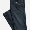 Die Blue Jean – Klassischer Denim in verschiedenen Waschungen Die Blue Jean – Klassischer Denim in verschiedenen Waschungen