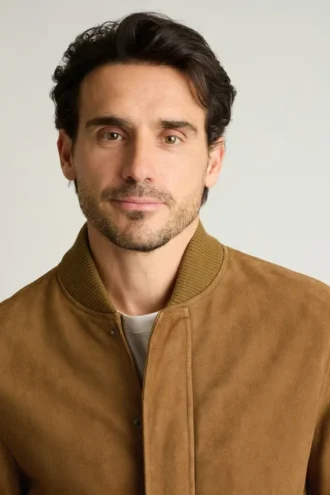 Die Bomberjacke aus Wildleder Die Bomberjacke aus Wildleder