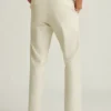 Die lässige, gerade geschnittene Chino Die lässige, gerade geschnittene Chino