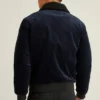Die Sherpa-Kragen-Bomberjacke Die Sherpa-Kragen-Bomberjacke