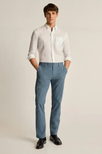 Entdecken Sie mühelosen Stil mit den Bonobos Stretch Herren-Chinos 2.0