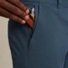 Entdecken Sie mühelosen Stil mit den Bonobos Stretch Herren-Chinos 2.0 Entdecken Sie mühelosen Stil mit den Bonobos Stretch Herren-Chinos 2.0