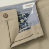 Entdecken Sie mühelosen Stil mit den Bonobos Stretch Herren-Chinos 2.0 Entdecken Sie mühelosen Stil mit den Bonobos Stretch Herren-Chinos 2.0