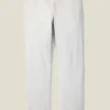 Entdecken Sie mühelosen Stil mit den Bonobos Stretch Herren-Chinos 2.0 Entdecken Sie mühelosen Stil mit den Bonobos Stretch Herren-Chinos 2.0