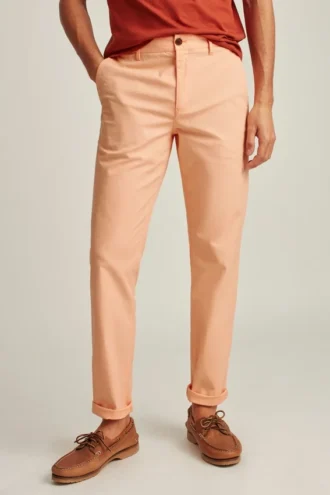 Garnfarbene, leichte Stretch-Chino