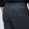 Garnfarbene Stretch-Chinos Garnfarbene Stretch-Chinos
