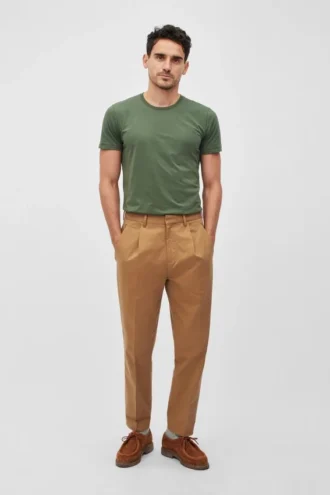 Gefaltete Stretch-Chinos