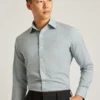 Hemd für Büro und Abend – Button-Down-Hemd zum Tragen über der Hose