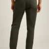 Italienische 5-Pocket-Hose aus gebürstetem Stoff Italienische 5-Pocket-Hose aus gebürstetem Stoff