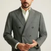 Jetsetter-Blazer aus italienischer Wolle mit Zweireiher-Schlitz Jetsetter-Blazer aus italienischer Wolle mit Zweireiher-Schlitz