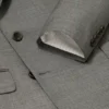 Jetsetter-Blazer aus italienischer Wolle mit Zweireiher-Schlitz Jetsetter-Blazer aus italienischer Wolle mit Zweireiher-Schlitz