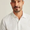 Knöpfen Sie Ihren Stil mit dem Bonobos Riviera Short Sleeve Shirt zu Knöpfen Sie Ihren Stil mit dem Bonobos Riviera Short Sleeve Shirt zu