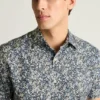 Knöpfen Sie Ihren Stil mit dem Bonobos Riviera Short Sleeve Shirt zu Knöpfen Sie Ihren Stil mit dem Bonobos Riviera Short Sleeve Shirt zu