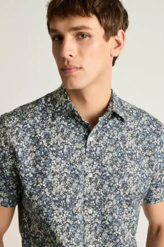 Knöpfen Sie Ihren Stil mit dem Bonobos Riviera Short Sleeve Shirt zu