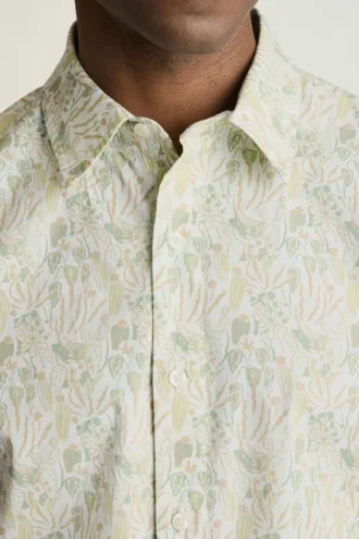 Knöpfen Sie Ihren Stil mit dem Bonobos Riviera Short Sleeve Shirt zu