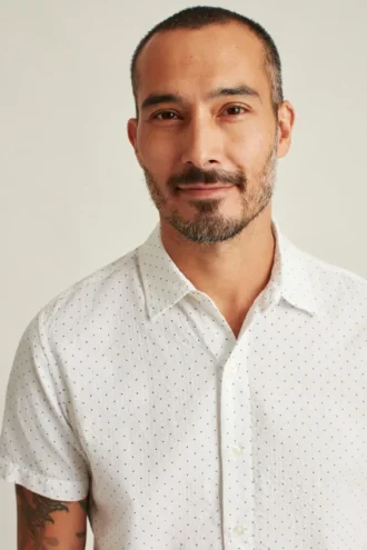 Knöpfen Sie Ihren Stil mit dem Bonobos Riviera Short Sleeve Shirt zu