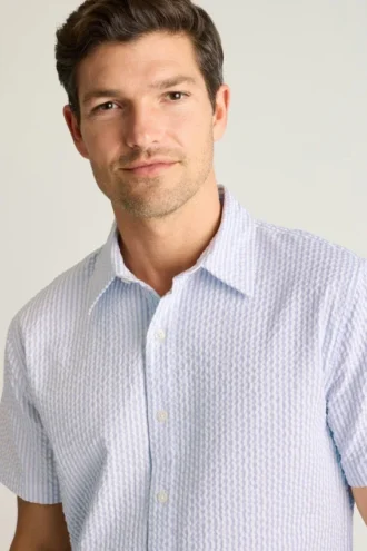 Knöpfen Sie Ihren Stil mit dem Bonobos Riviera Short Sleeve Shirt zu