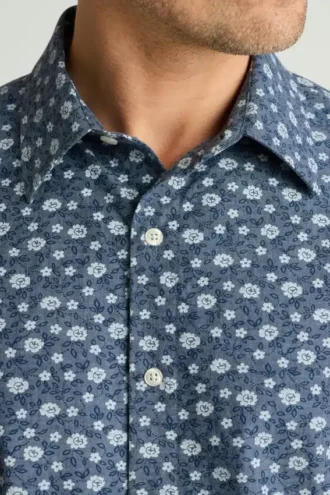 Knöpfen Sie Ihren Stil mit dem Bonobos Riviera Short Sleeve Shirt zu