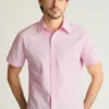 Knöpfen Sie Ihren Stil mit dem Bonobos Riviera Short Sleeve Shirt zu Knöpfen Sie Ihren Stil mit dem Bonobos Riviera Short Sleeve Shirt zu