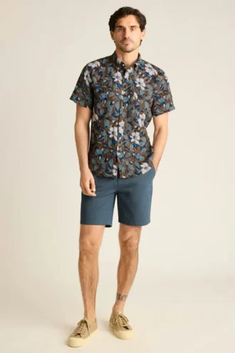 Kurzärmeliges Herrenhemd mit Knopfleiste von Bonobos | Edler Montauk-Stil