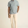 Kurzärmeliges Herrenhemd mit Knopfleiste von Bonobos | Edler Montauk-Stil Kurzärmeliges Herrenhemd mit Knopfleiste von Bonobos | Edler Montauk-Stil