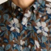 Kurzärmeliges Herrenhemd mit Knopfleiste von Bonobos | Edler Montauk-Stil Kurzärmeliges Herrenhemd mit Knopfleiste von Bonobos | Edler Montauk-Stil