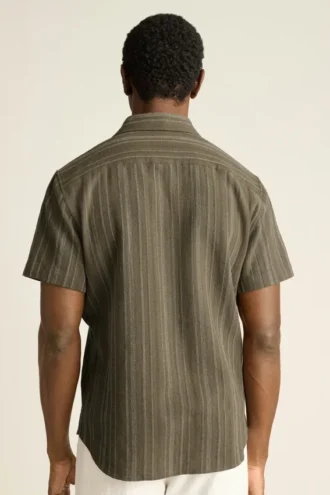 Kurzärmeliges Herrenhemd mit Knopfleiste von Bonobos | Edler Montauk-Stil