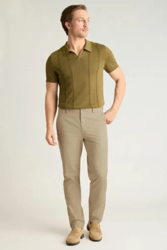 Leichte Chino