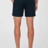 Leichte Sommer-Chino-Shorts mit Stretch Leichte Sommer-Chino-Shorts mit Stretch
