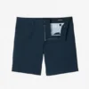 Leichte Sommer-Chino-Shorts mit Stretch Leichte Sommer-Chino-Shorts mit Stretch