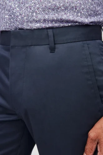 Leichte Stretch-Weekday Warrior Dress Pant für den Alltag
