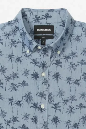 Leichtes Hemd mit Button-Down-Kragen