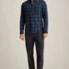 Leichtes Stretch-Flanell-Hemd Leichtes Stretch-Flanell-Hemd
