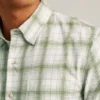 Leichtes Stretch-Flanell-Hemd Leichtes Stretch-Flanell-Hemd