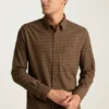 Leichtes Stretch-Flanell-Hemd Leichtes Stretch-Flanell-Hemd