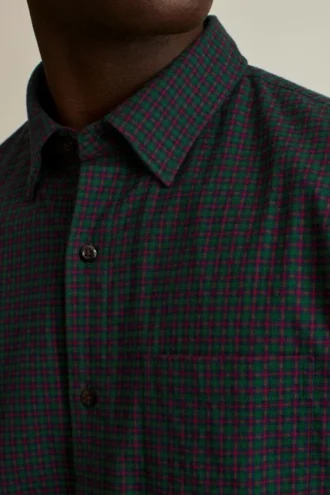 Leichtes Stretch-Flanell-Hemd Leichtes Stretch-Flanell-Hemd