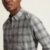 Leichtes Stretch-Flanell-Hemd Leichtes Stretch-Flanell-Hemd