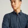 Leichtes Stretch-Flanell-Hemd Leichtes Stretch-Flanell-Hemd