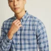 Leichtes Stretch-Flanell-Hemd Leichtes Stretch-Flanell-Hemd
