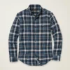 Leichtes Stretch-Flanell-Hemd Leichtes Stretch-Flanell-Hemd