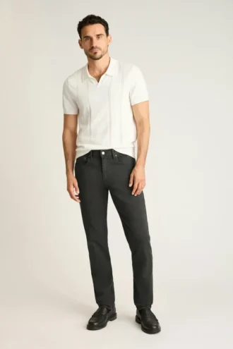 Machen Sie sich bereit für den Jet-Set mit den Extra-Stretch Travel Jeans von Bonobos