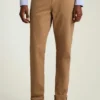 Machen Sie sich bereit für den Jet-Set mit den Extra-Stretch Travel Jeans von Bonobos Machen Sie sich bereit für den Jet-Set mit den Extra-Stretch Travel Jeans von Bonobos