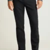 Machen Sie sich bereit für den Jet-Set mit den Extra-Stretch Travel Jeans von Bonobos Machen Sie sich bereit für den Jet-Set mit den Extra-Stretch Travel Jeans von Bonobos